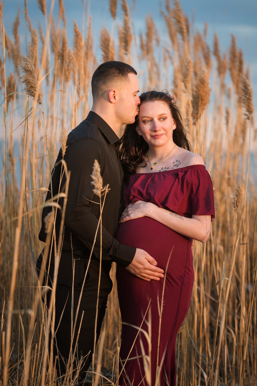 Outdoor Maternity Portrait