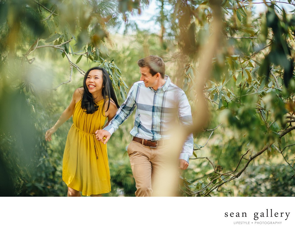 Engagement photo in Central Park by Sean Kim
