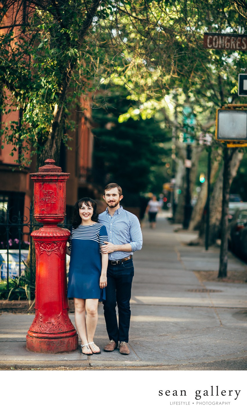 cobble hill in brooklyn engagement photos