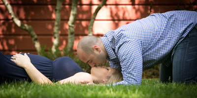 Seattle Maternity and Pregnancy Photography Photographer Bothell Landing Kiss