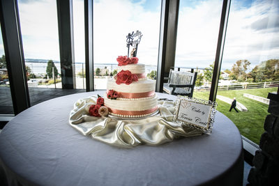 Mukilteo Wedding Cake Photographer | Rosehill Community Center