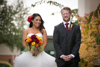 Wedding Pictures at Holy Rosary Church in Edmonds | Seattle 