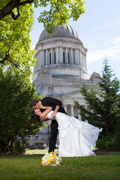 Olympia Capitol Wedding Photograph | Seattle Wedding Photo 