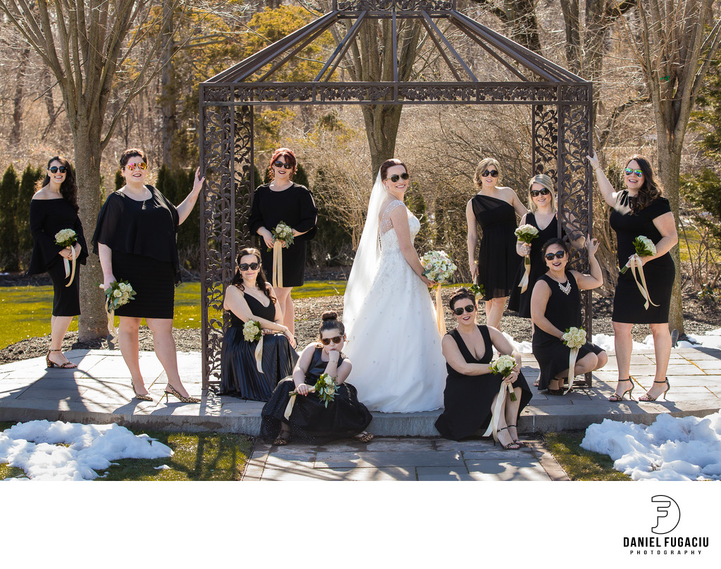 Winter wedding fun with the bridal party