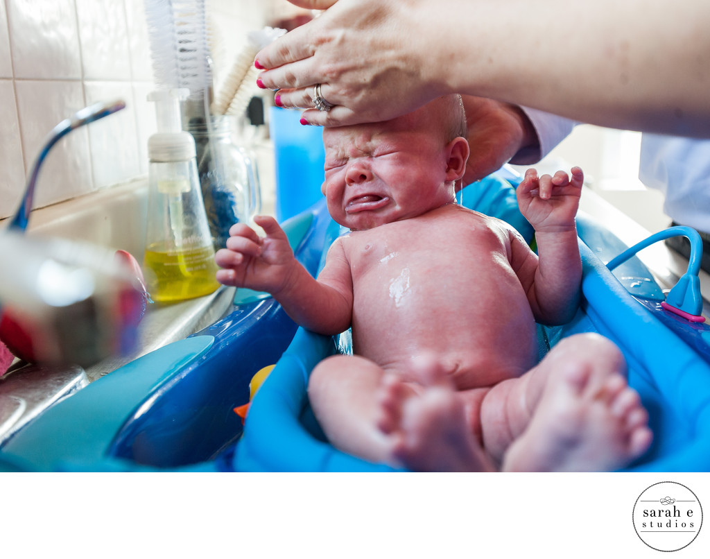 Baby Bath at Home in St. Louis Storytelling Images