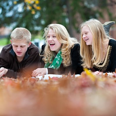 Family Photo Moments Captured in St. Charles