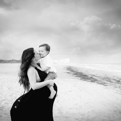 Dania Beach lifestyle maternity family photographer 