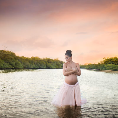 pregnant mom broward florida beach photographer