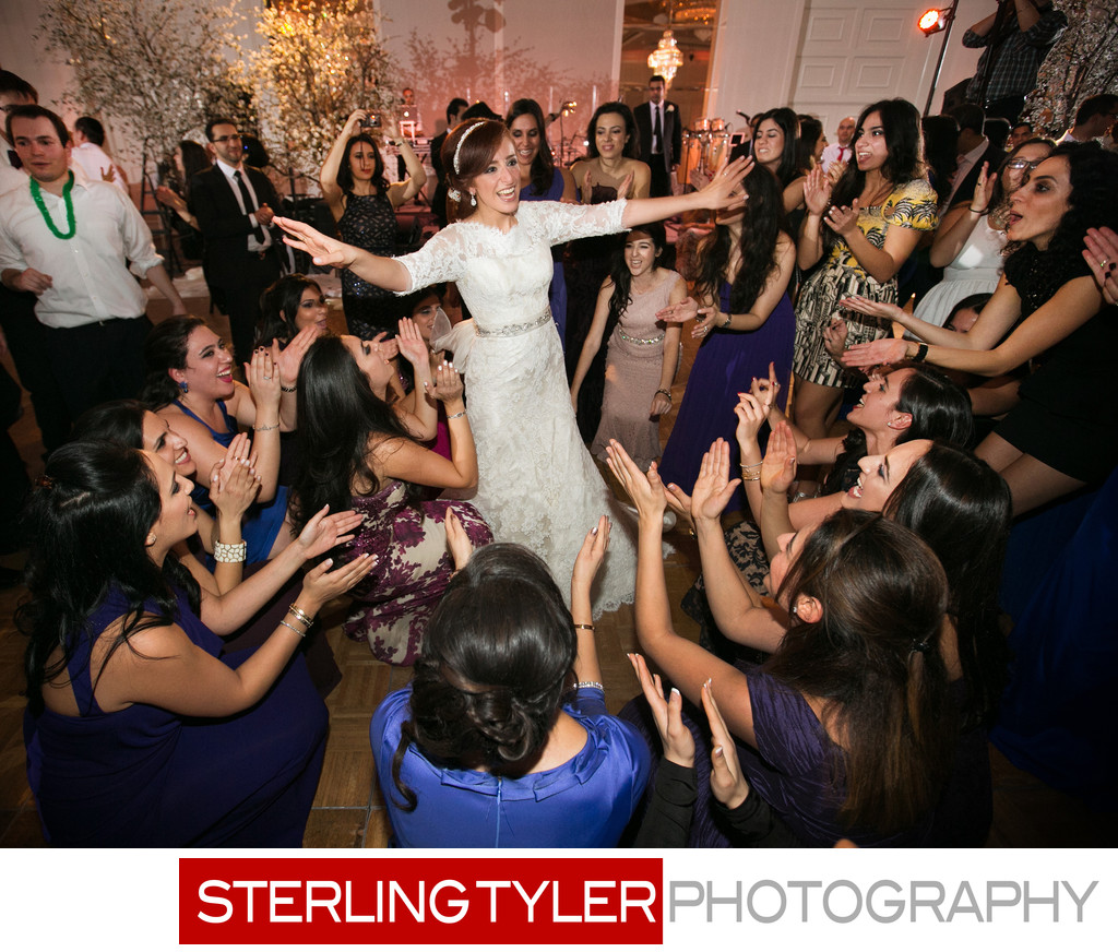 jewish bride dancing at wedding sheraton universal