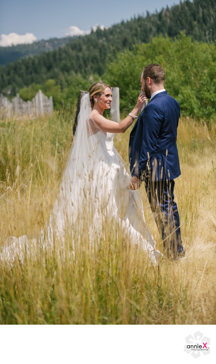 Professional wedding photographer in Squaw Valley
