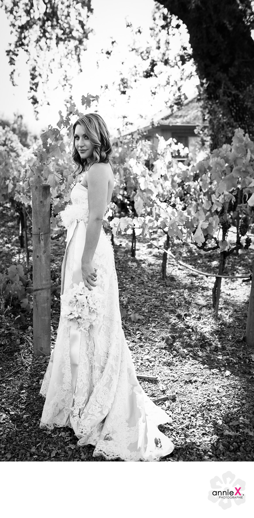 Bride in black and white at White Lane winery