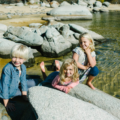 Photographer of Children at lake Tahoe