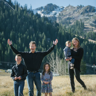 meadow in Squaw Valley family photography