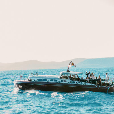 Thundebird boat with wedding party on Lake Tahoe