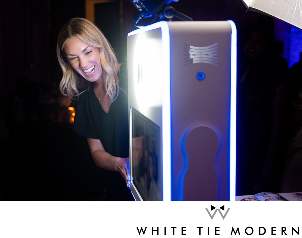 White Tie Modern. Photo Booth company serving all of Florida, Nashville, Chicago