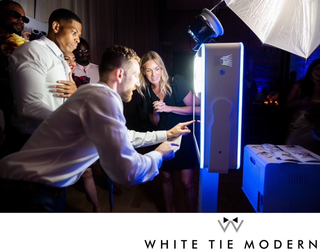 White Tie Modern. Photo Booth company serving all of Florida, Nashville, Chicago