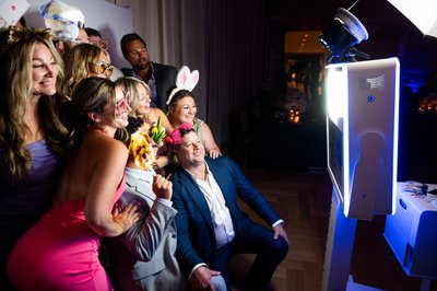 White Tie Modern. Photo Booth company serving all of Florida, Nashville, Chicago