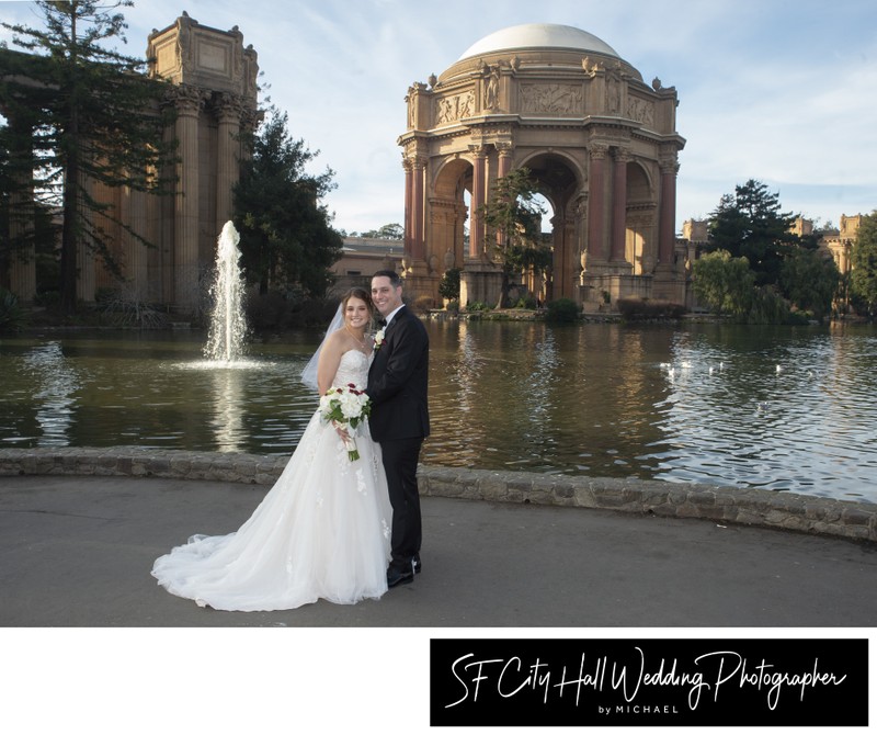 Formal wedding photography at the Palace of Fine Arts in San Francisco