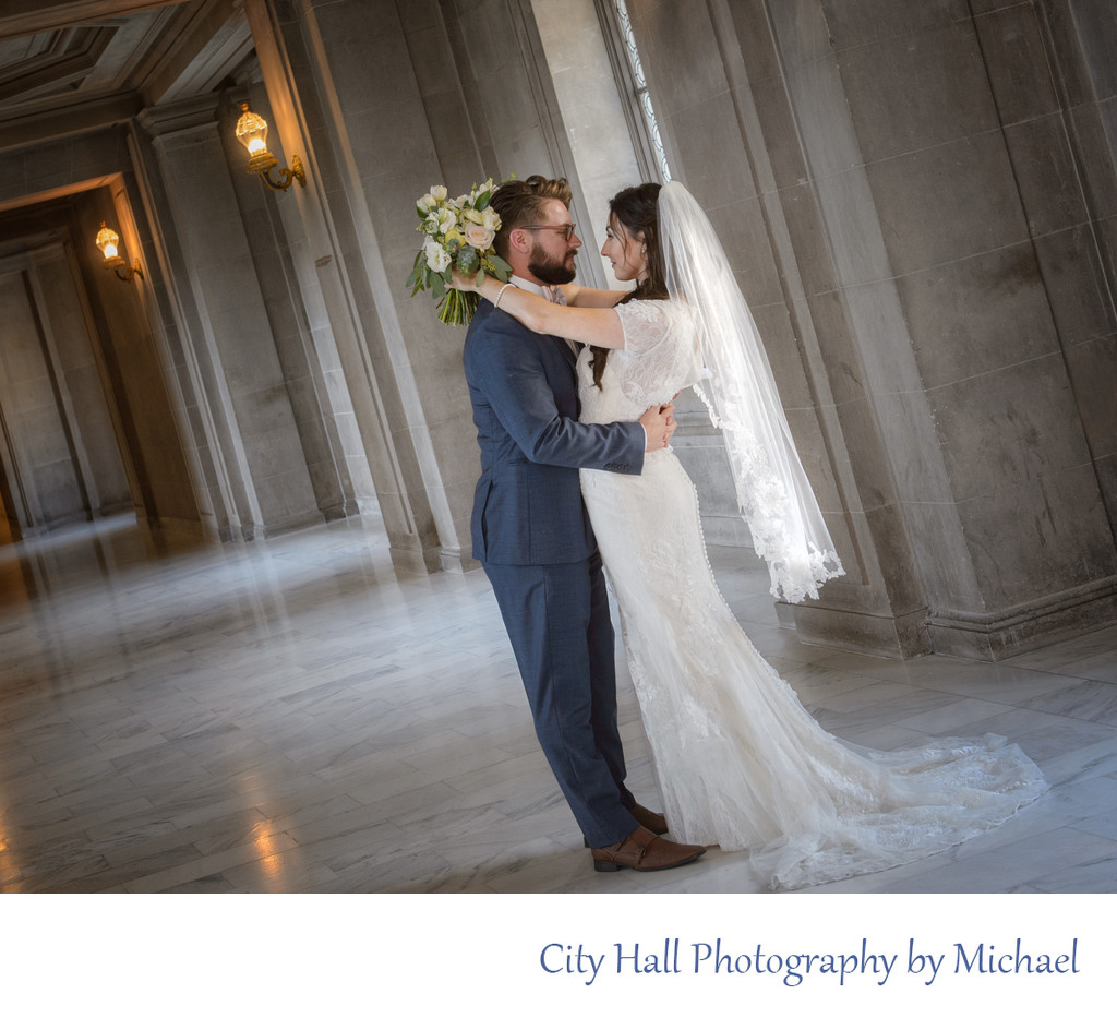Wedding Photographer San Francisco City Hall - Best Poses