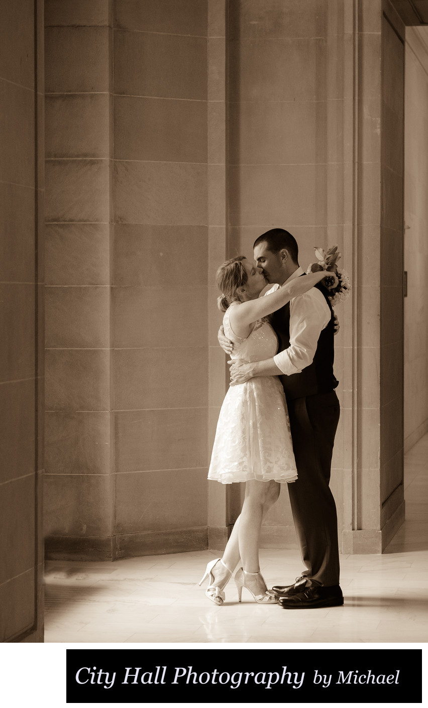 Best San Francisco wedding kiss in Sepia Tone Image
