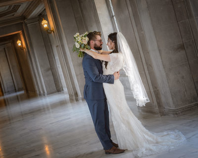 Wedding Photographer San Francisco City Hall - Best Poses