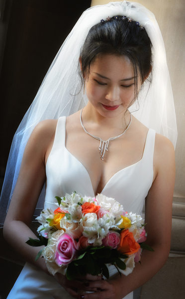 Asian Bride - Wedding Photographer San Francisco City Hall