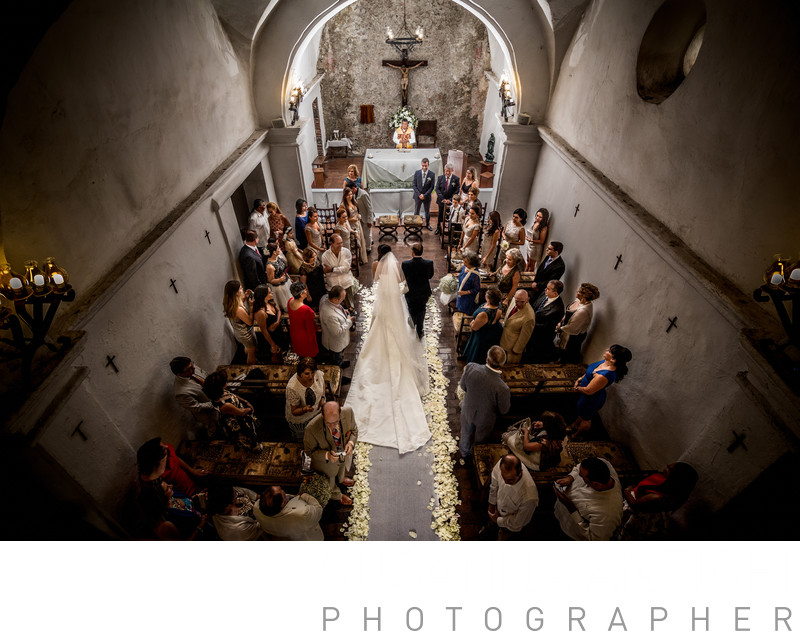 bride arrival at the altar