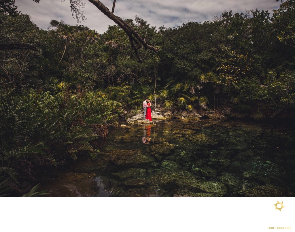 Engagement session cenote