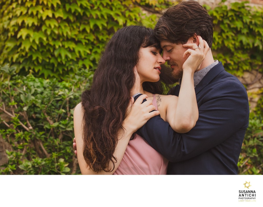 engagement portraits in Tuscany