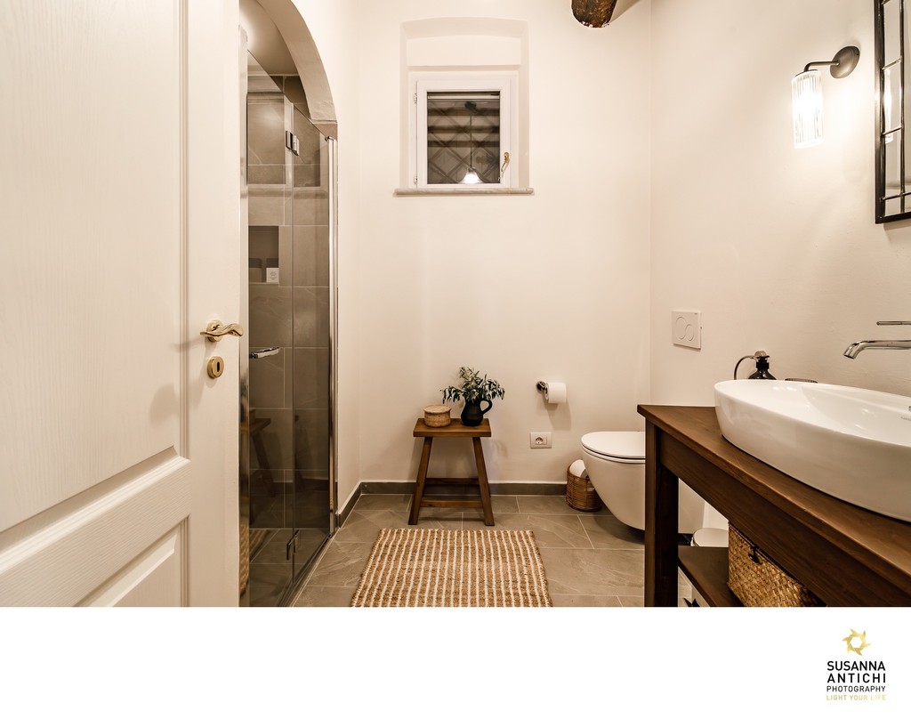 Villa Azzurra San Baronto – Bagno e dettagli architettonici | Susanna Antichi