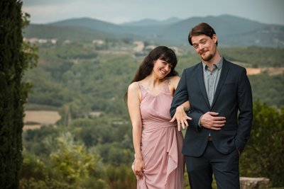 engagement editorial portraits in Tuscany