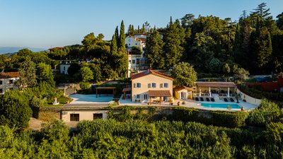 Villa Azzurra San Baronto – Ingresso e facciata principale | Susanna Antichi