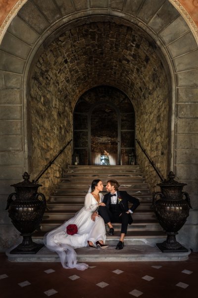 Elegant wedding in Chianti vineyards at golden hour