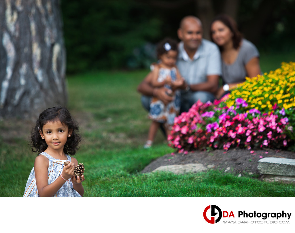 Family Photographers at Gairloch Gardens in Oakville
