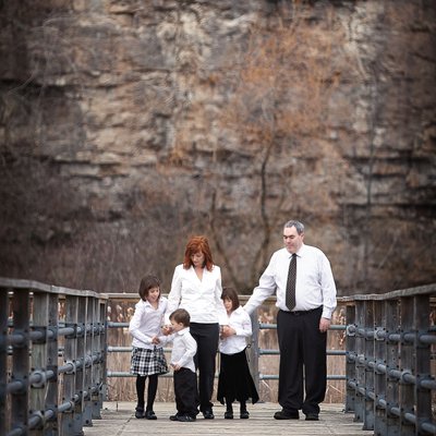 Family Photos at Kerncliff Park