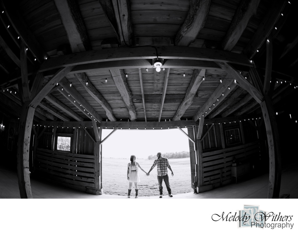 Muncie-Wedding-Photographer-Engagement-Barn