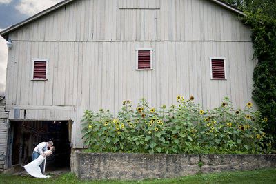 Farm-Wedding-Indiana-Barn-Photographer
