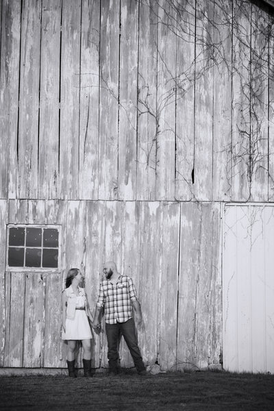 Indiana-Eaton-North-Muncie-Wedding-Photographer-Engaged
