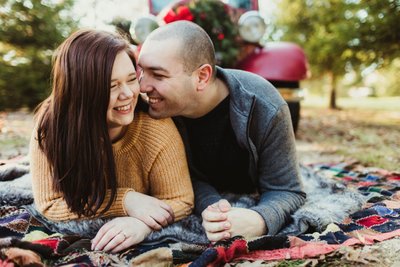 Affordable engagement photographers near Hartford, WI