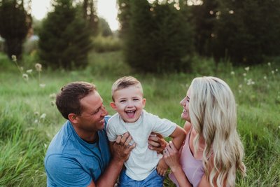 Cute and fun family photographer in Hartford, WI 