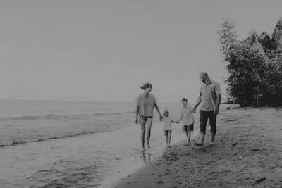 Lake Michigan Family Mini session in Belgium WI 