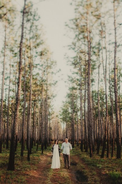 Country maternity session in Washington County, WI