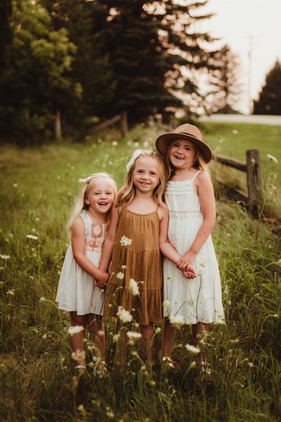 ideas for my daughters to wear for family photo