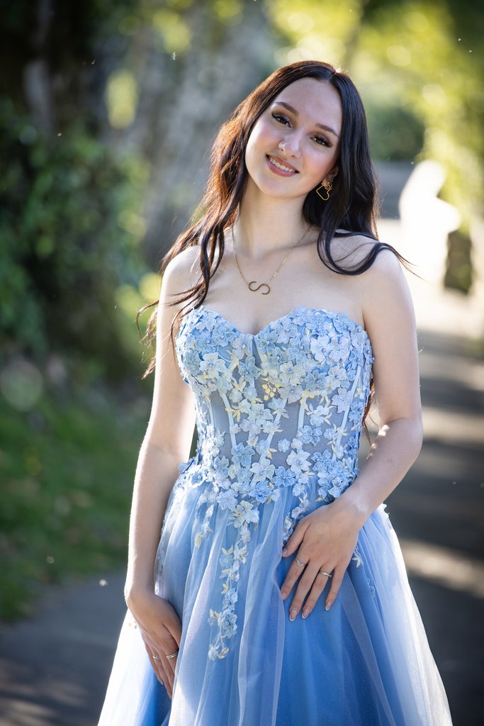 Senior portraits Senior portraits