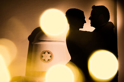 Romantisches Nachtfoto bei Hochzeit