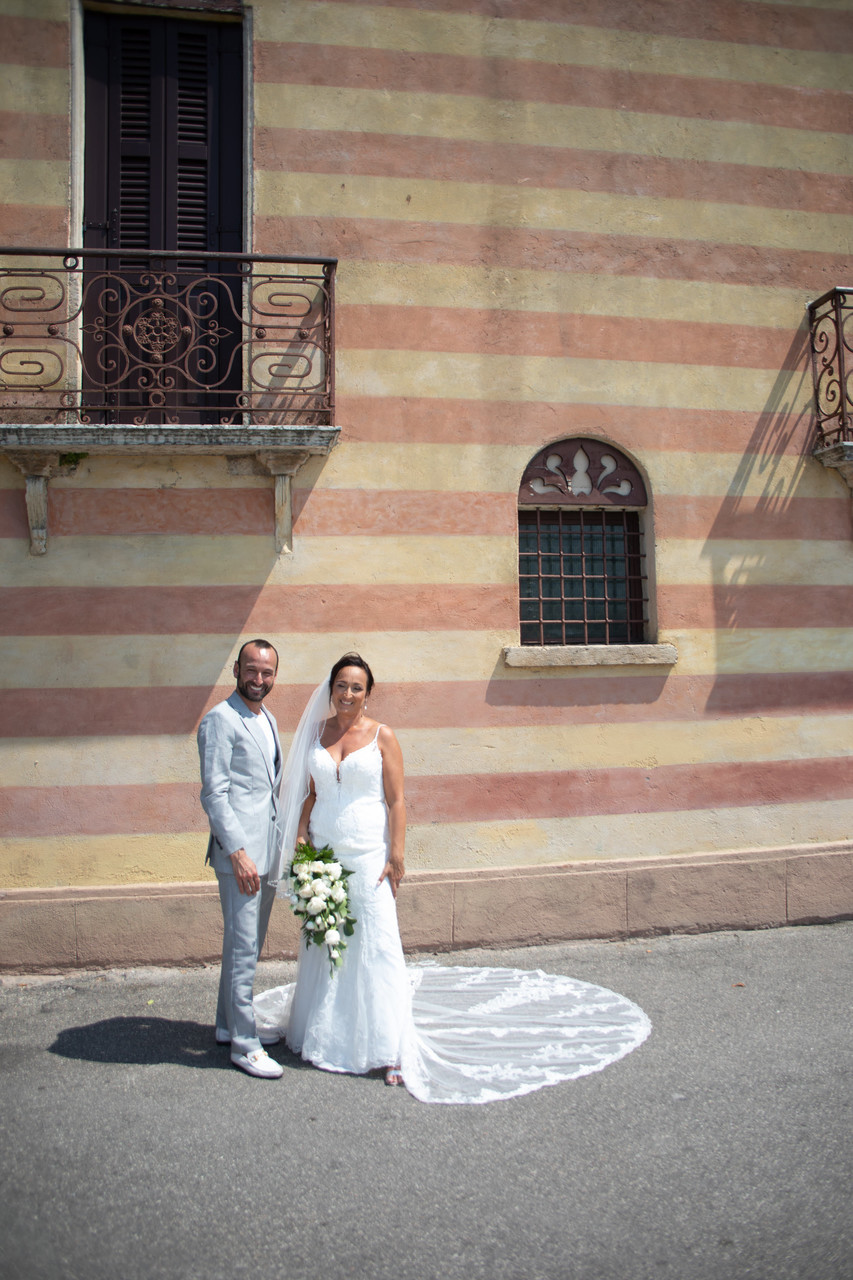 Dazzling wedding photography in Torri del Benaco