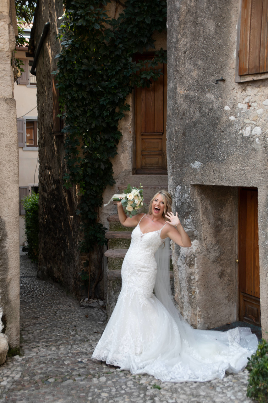 Lucy, fun and relaxed Malcesine Bride.
