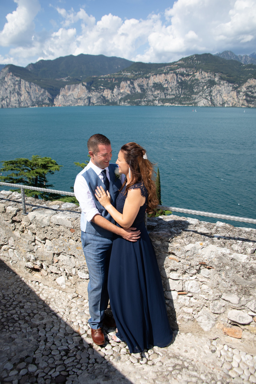 Love is in the air on the terrace of  Malcesine Castle