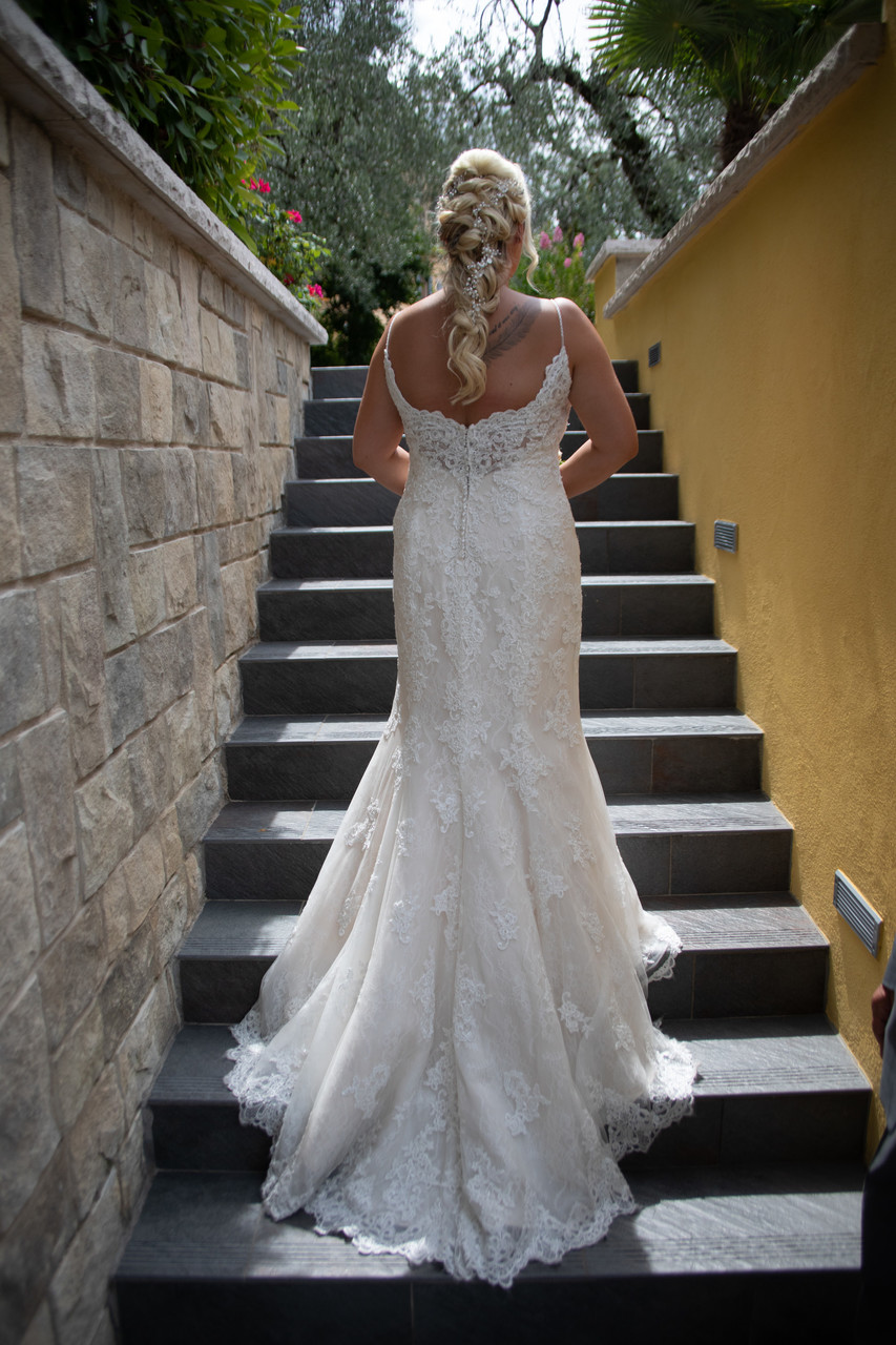 Gemma , Wedding Dress, Italy, Malcesine.