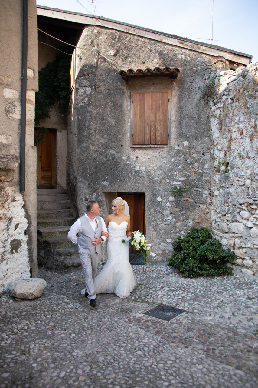 La sposa e il papà vanno al Castello di Malcesine